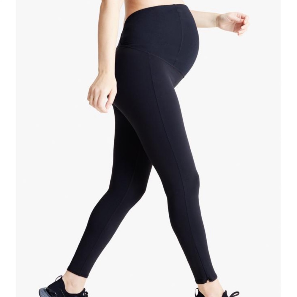 NWT Ingrid & Isabel maternity legging - Sz S